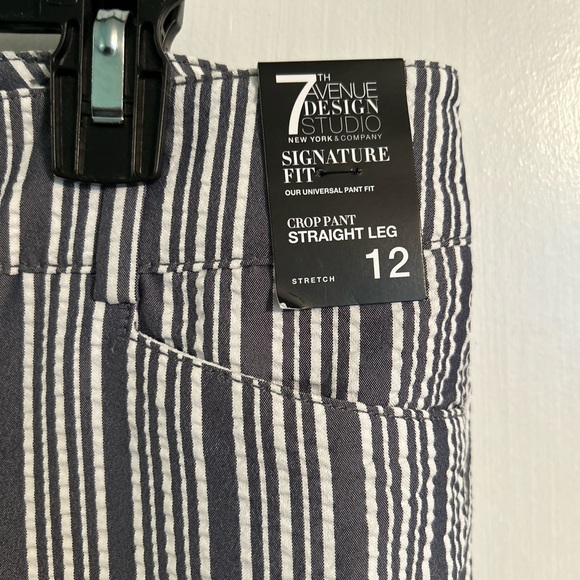 NWT New York & Co Straight Leg Crop Seersucker Pant, Women’s 12 - Picture 3 of 8